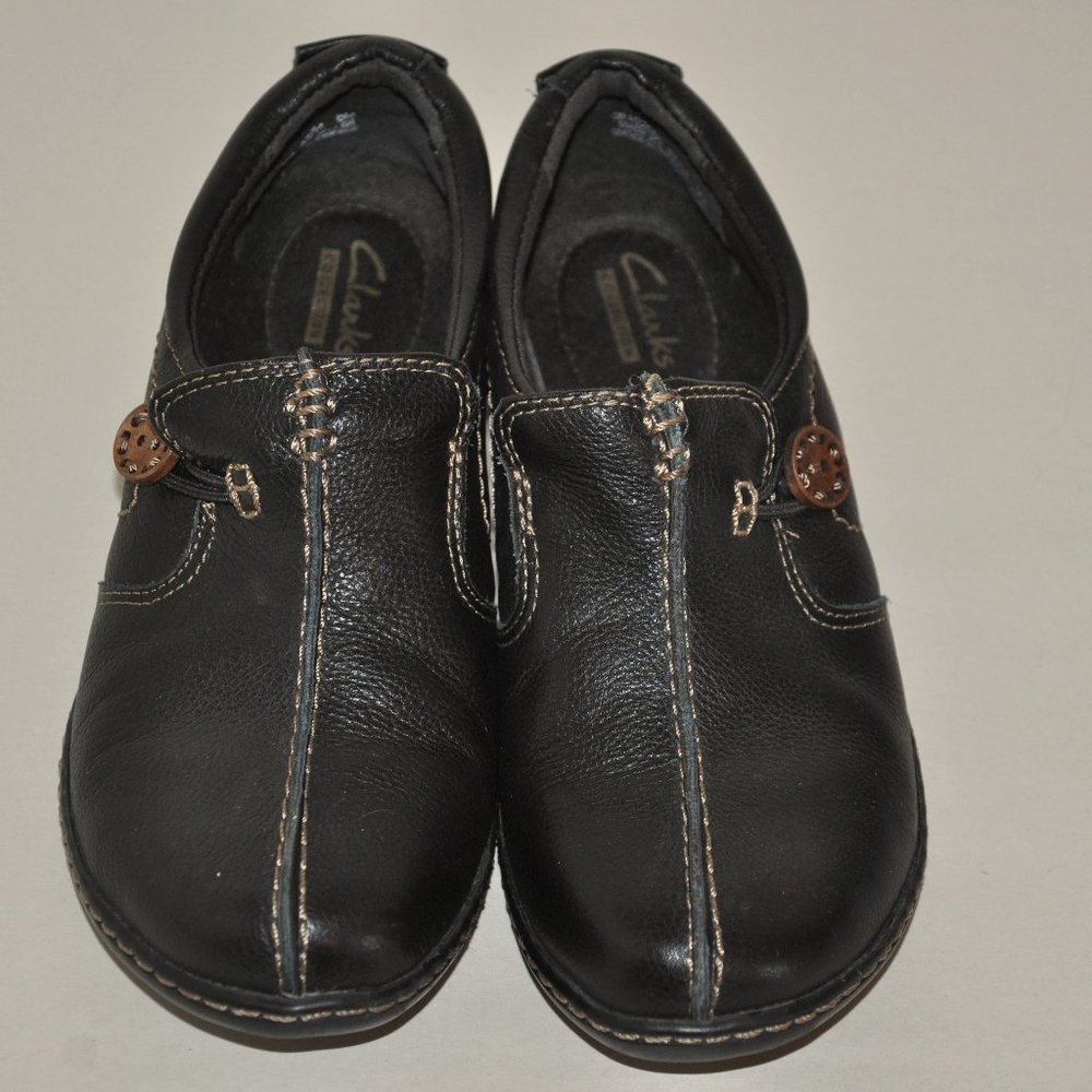 Clarks Collection Bendable Women's Shoe Size 6M